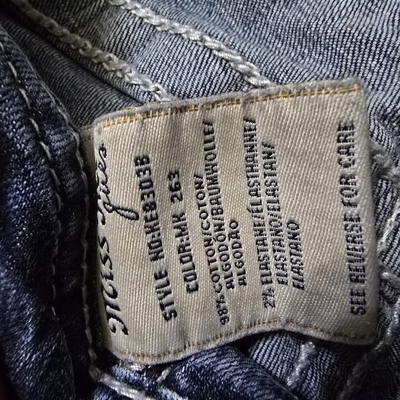 Miss Me Girls Size 16 Flared Jeans - Picture 6 of 6